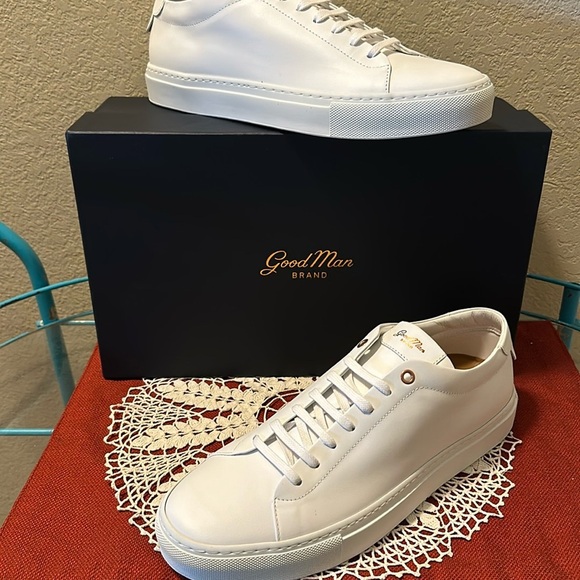 Good Man Brand Other - NWT Good Man Brand white Mens sneaker. Made in Italy. Italian leather